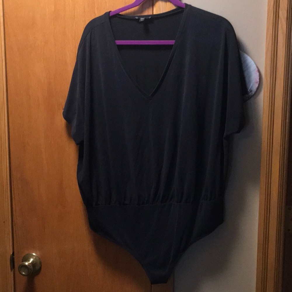 Ladies Express Black Body suit top. Size XL. Short sleeves